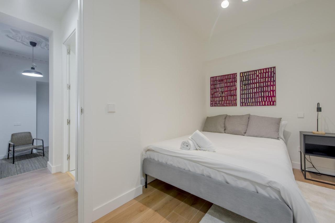 Modern Apt & Cool Interior Design En El Retiro Apartamento Madri Exterior foto