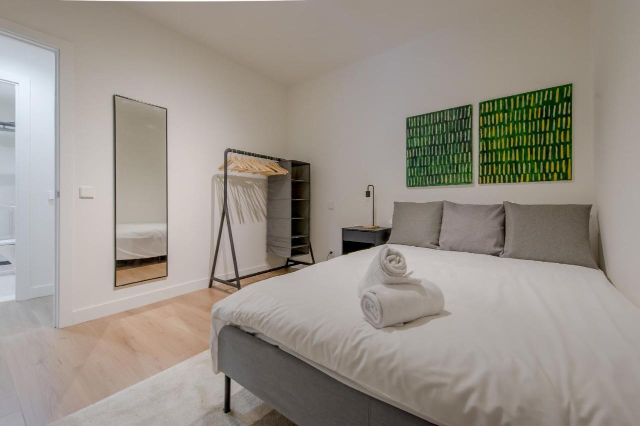 Modern Apt & Cool Interior Design En El Retiro Apartamento Madri Exterior foto