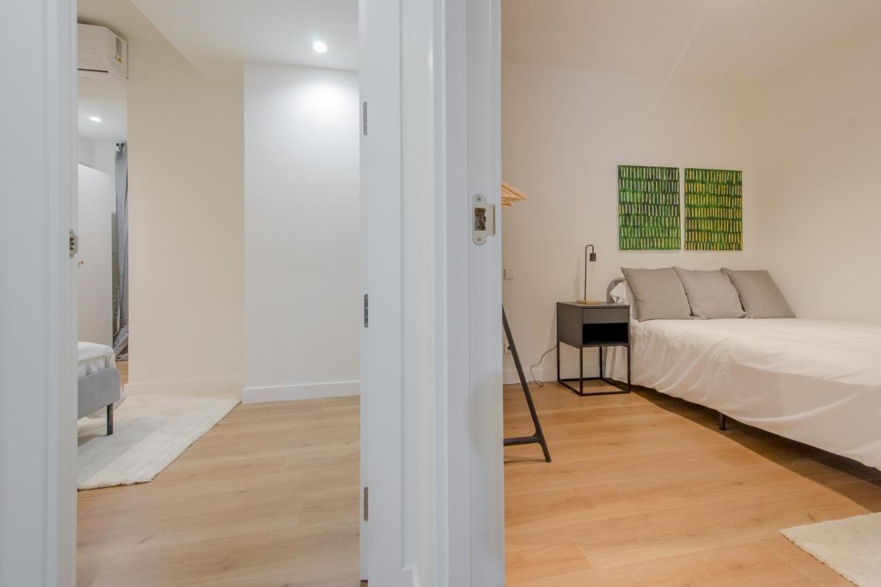 Modern Apt & Cool Interior Design En El Retiro Apartamento Madri Exterior foto